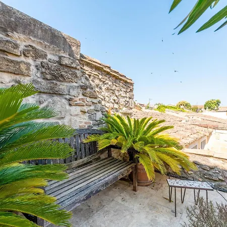 La Maison Dans Les Remparts * Aigues-Mortes