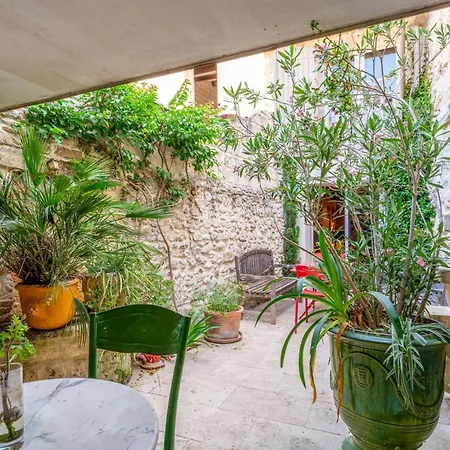 بيت للعطل La Maison Dans Les Remparts *