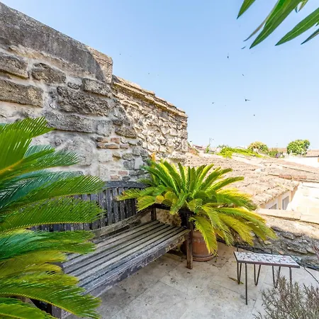 بيت للعطل La Maison Dans Les Remparts