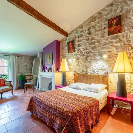 بيت للعطل La Maison Dans Les Remparts *