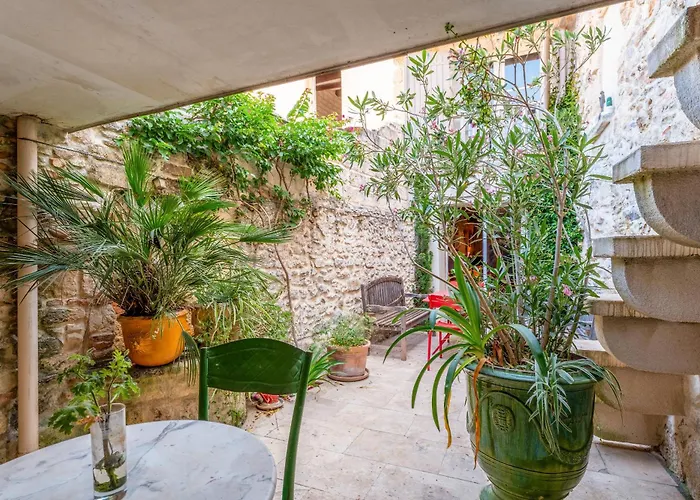 別荘 La Maison Dans Les Remparts *